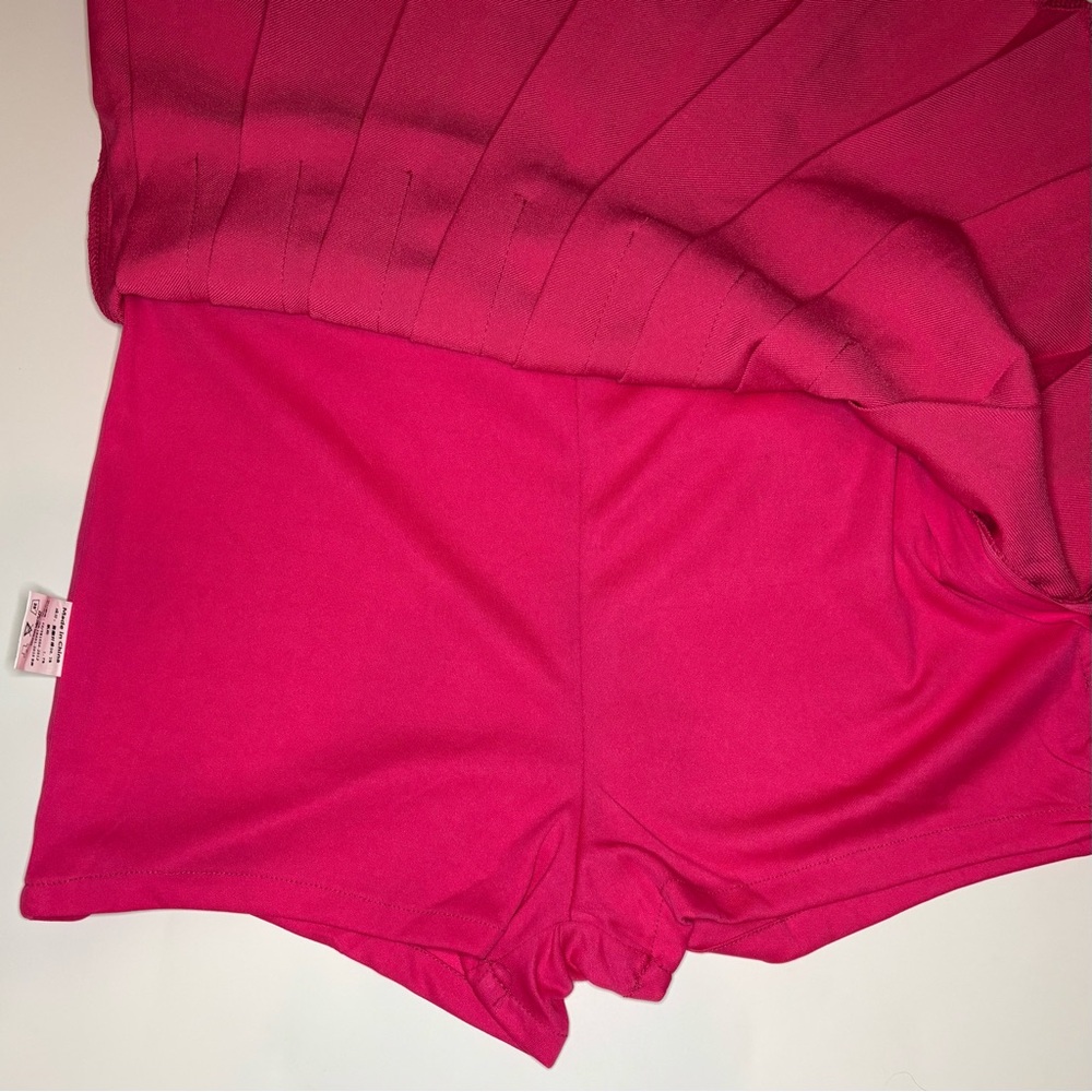 Fashion & Dyt Pleated Skirt with Built-in Shorts Hot Pink Size Medium - Picture 8 of 8